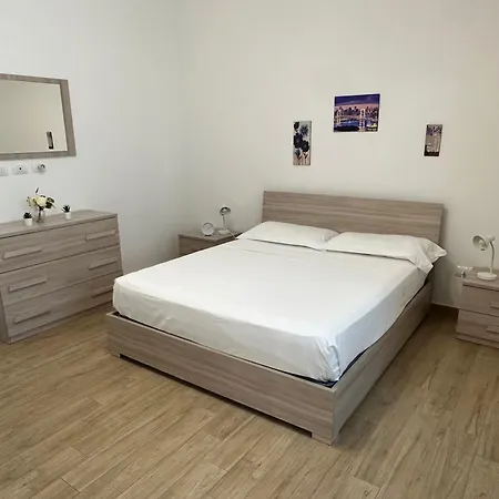 Toi Brindisi